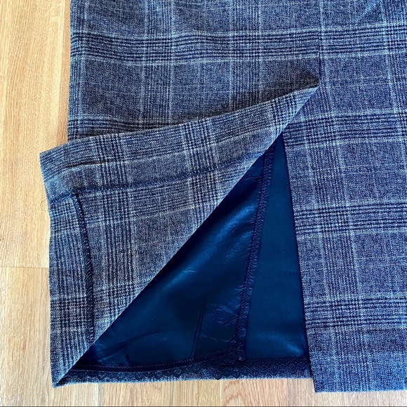 Le Chateau Pencil Skirt - Picture 6 of 9